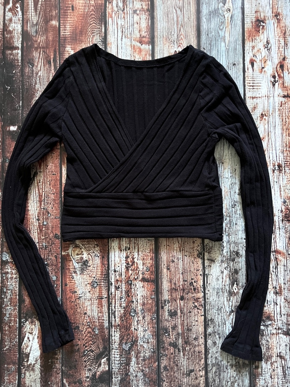 SHEIN Black Ribbed Wrap V-Neck Long Sleeve Crop Top
